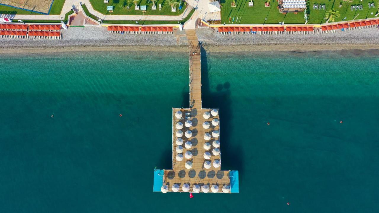 فندق تي تي هوتلز هيدروس كلوب كمر المظهر الخارجي الصورة Aerial view of the pier